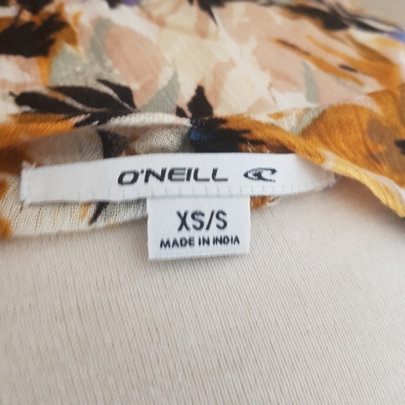 O'Neill Tessa Gold Multi Floral Print Oversized Swim Cover-Up - Picture 8 of 12